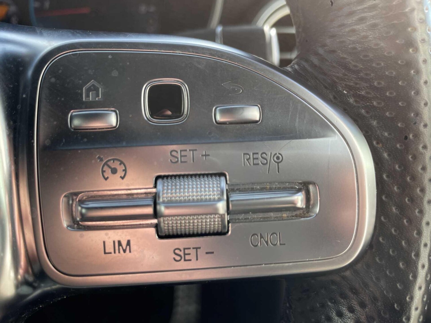 Used Mercedes-Benz GLC 2022 for sale - 78034392: Photo 17