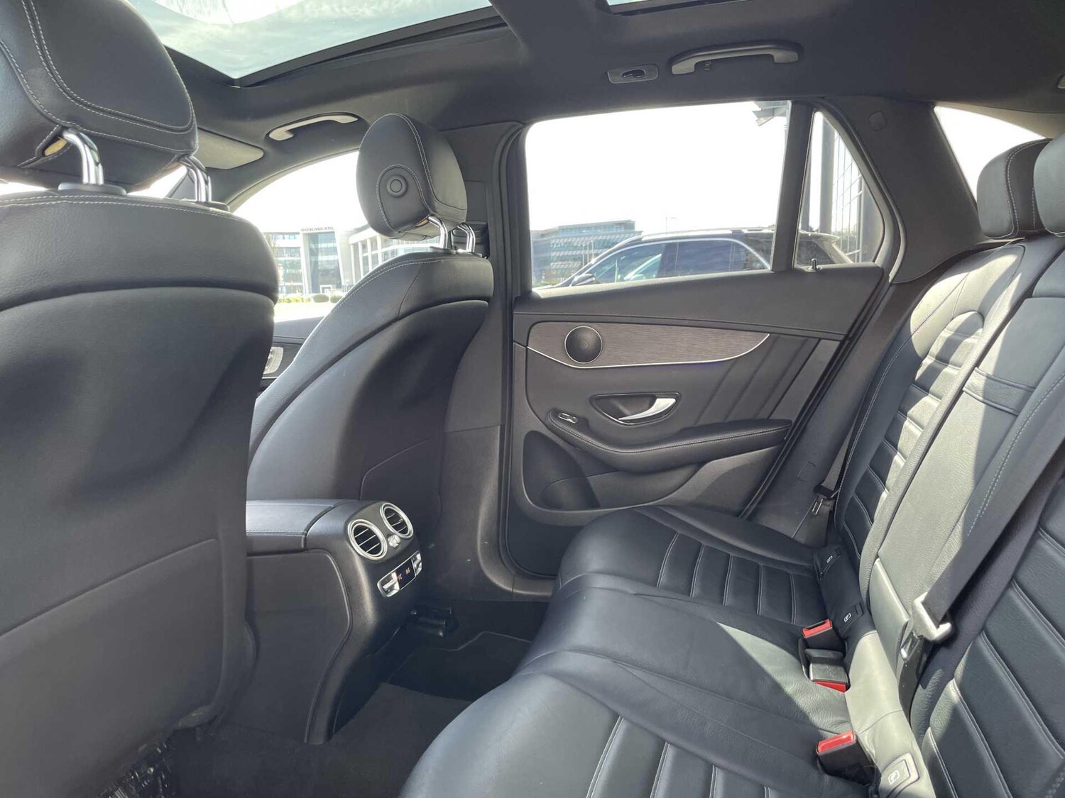 Used Mercedes-Benz GLC 2022 for sale - 78034392: Photo 33