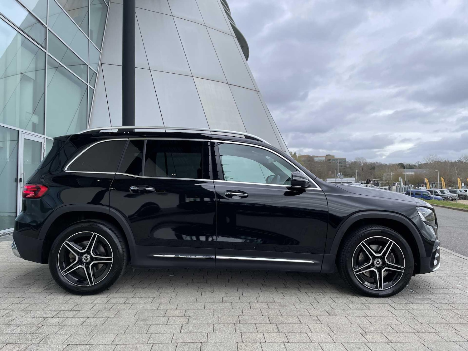 Used Mercedes-Benz GLB for sale - 77939561: Photo 2