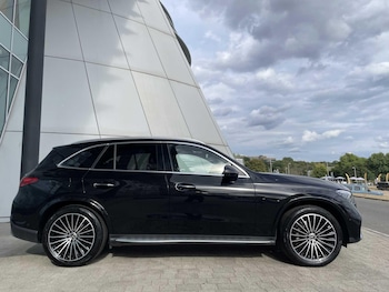 Used Mercedes-Benz GLC 2024 for sale - 79520257: Photo