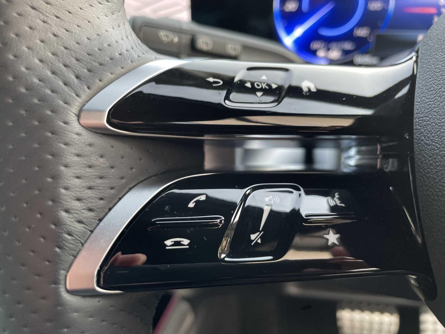 Used Mercedes-Benz EQB 2025 for sale - 77957069: Photo 21