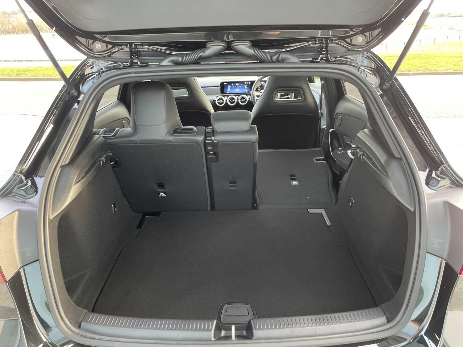 Used Mercedes-Benz A-Class for sale - 77769016: Photo 32