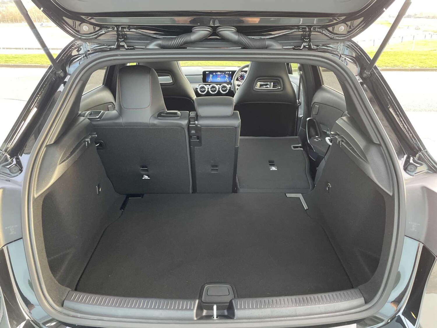 Used Mercedes-Benz A-Class for sale - 77769016: Photo 35