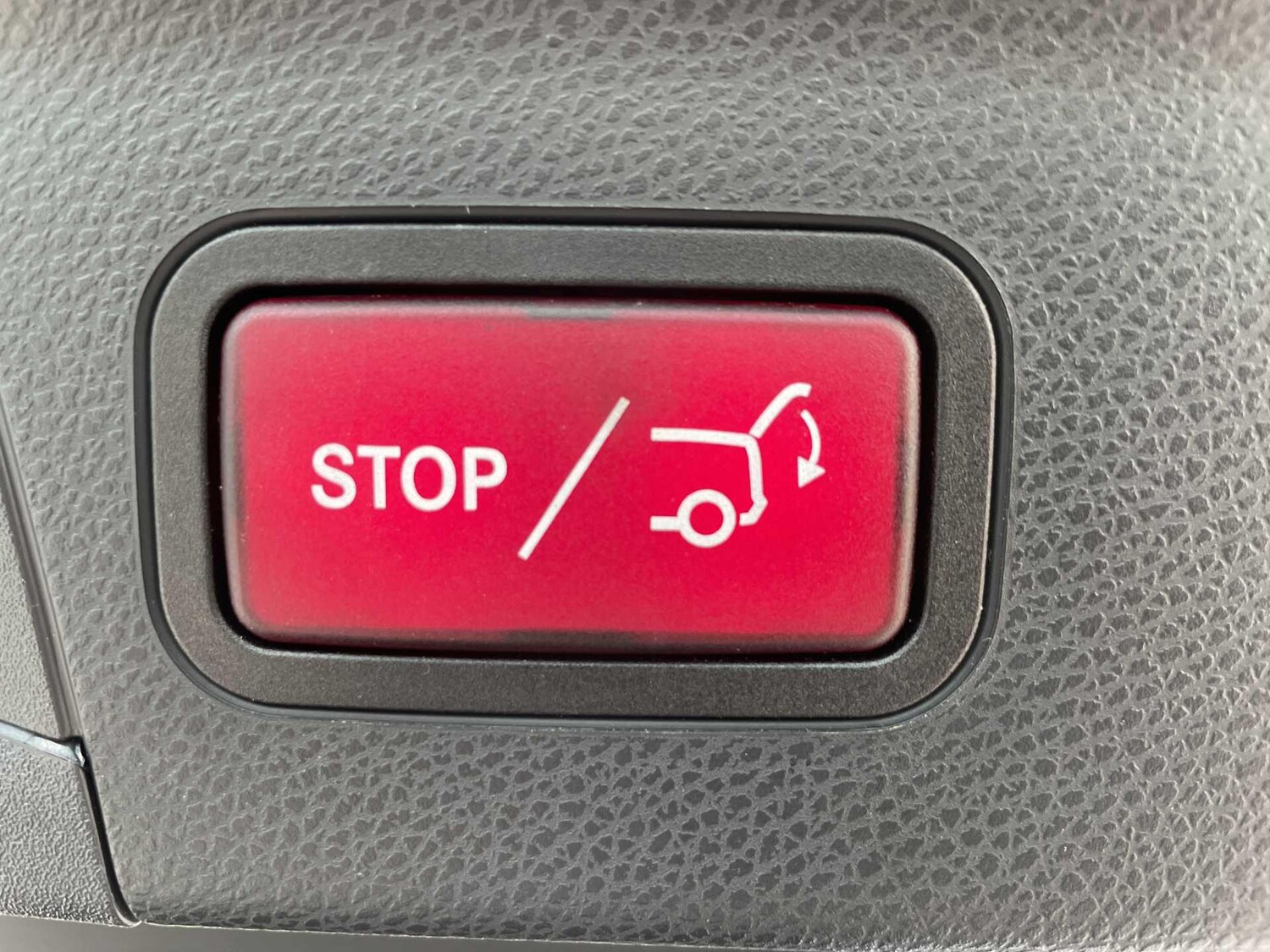 Used Mercedes-Benz GLC 2023 for sale - 77993241: Photo 11