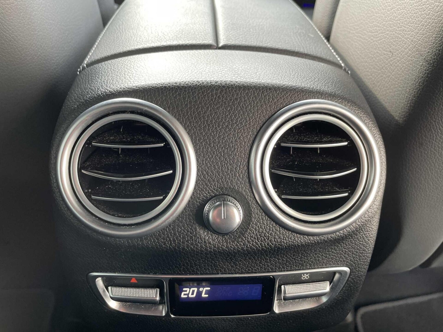 Used Mercedes-Benz GLC 2023 for sale - 77993241: Photo 13