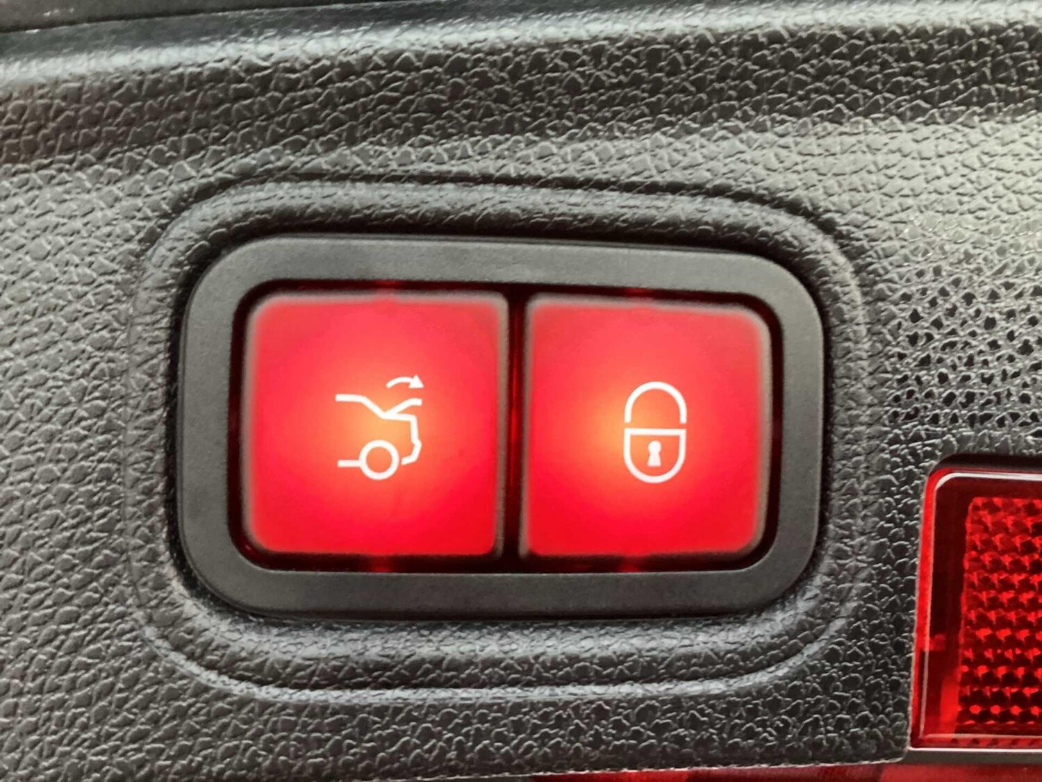 Used Mercedes-Benz C Class 2023 for sale - 77599881: Photo 11