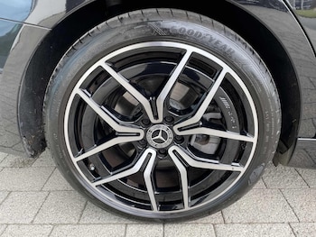 Used Mercedes-Benz C Class 2025 for sale - 78034177: Photo