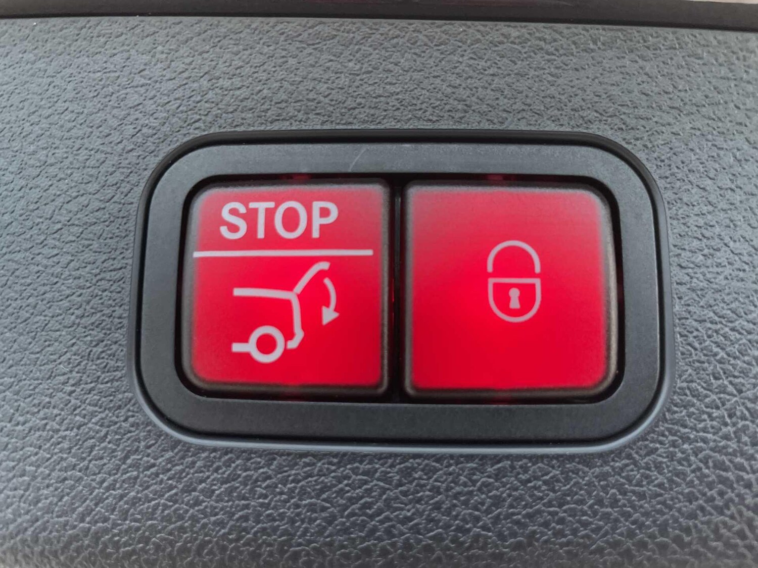 Used Mercedes-Benz E Class 2025 for sale - 77599922: Photo 11