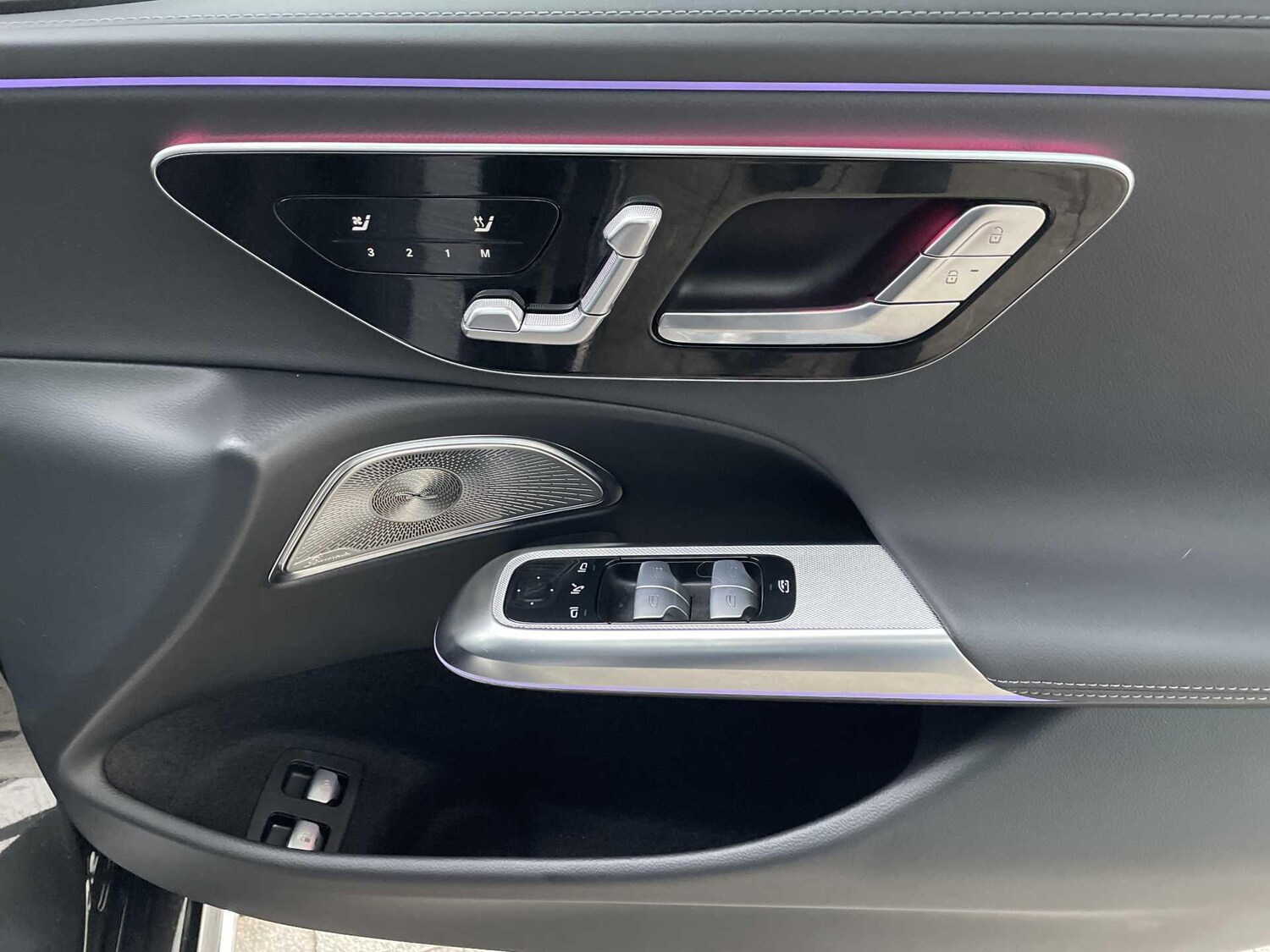 Used Mercedes-Benz E Class 2025 for sale - 77599922: Photo 15