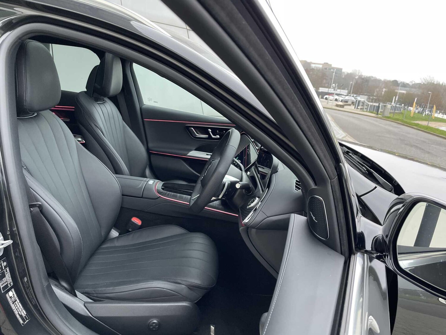 Used Mercedes-Benz E Class 2025 for sale - 77599922: Photo 31