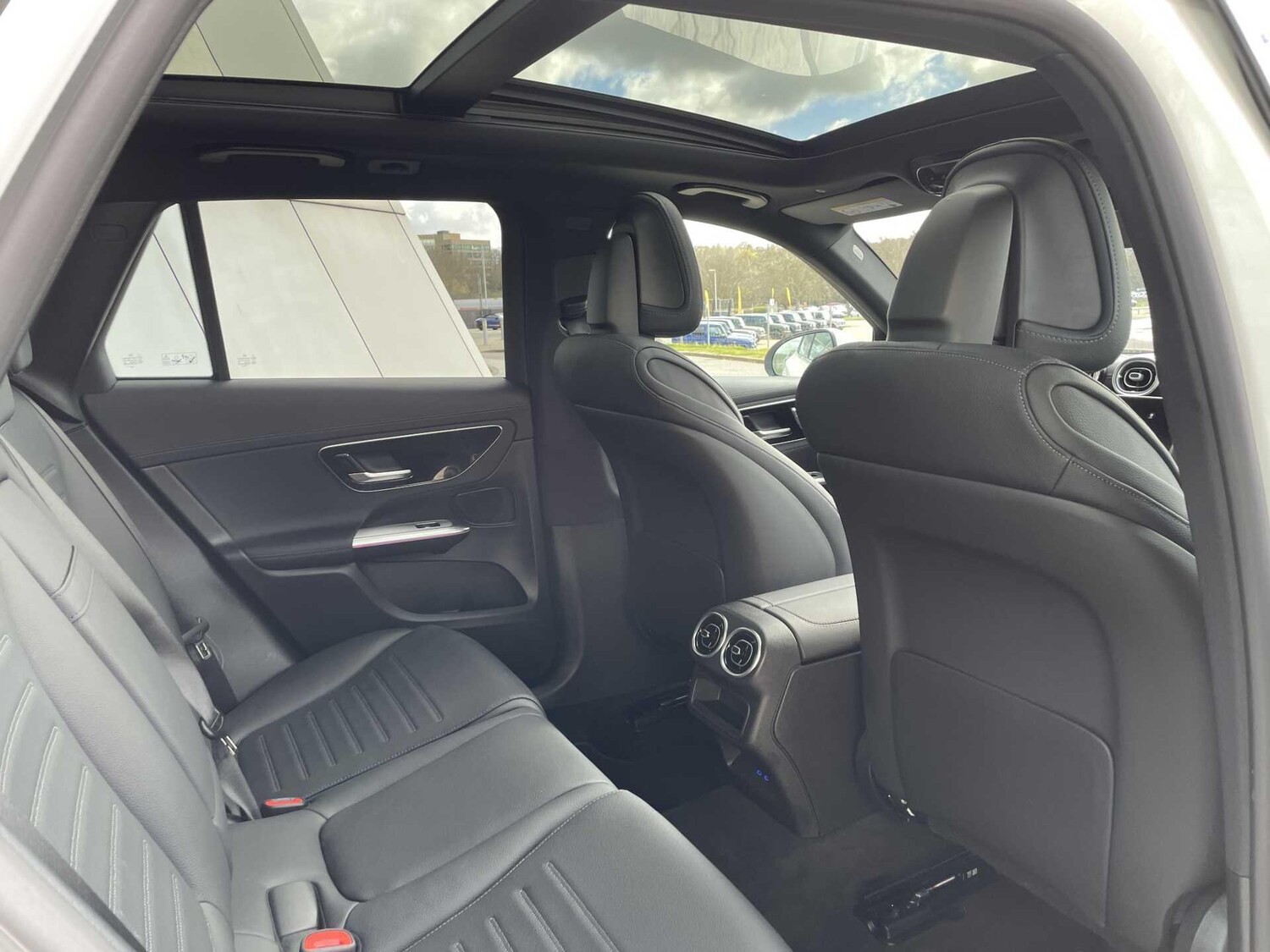 Used Mercedes-Benz GLC 2025 for sale - 78034053: Photo 30