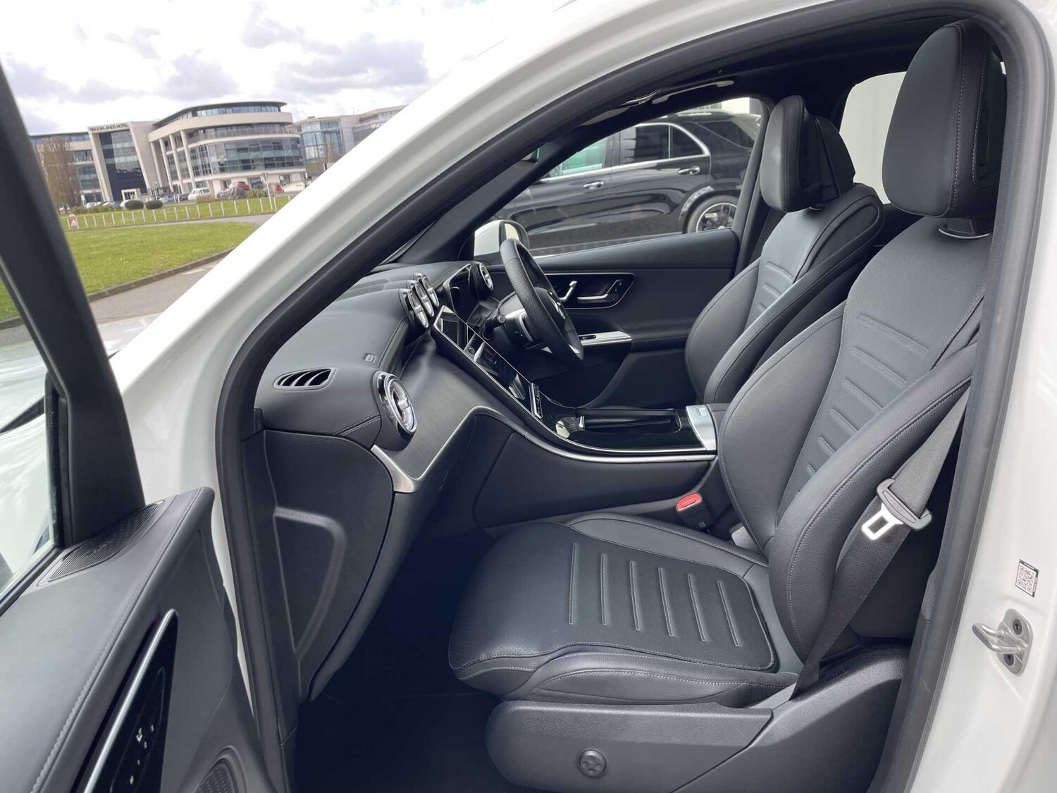 Used Mercedes-Benz GLC 2025 for sale - 78034053: Photo 31