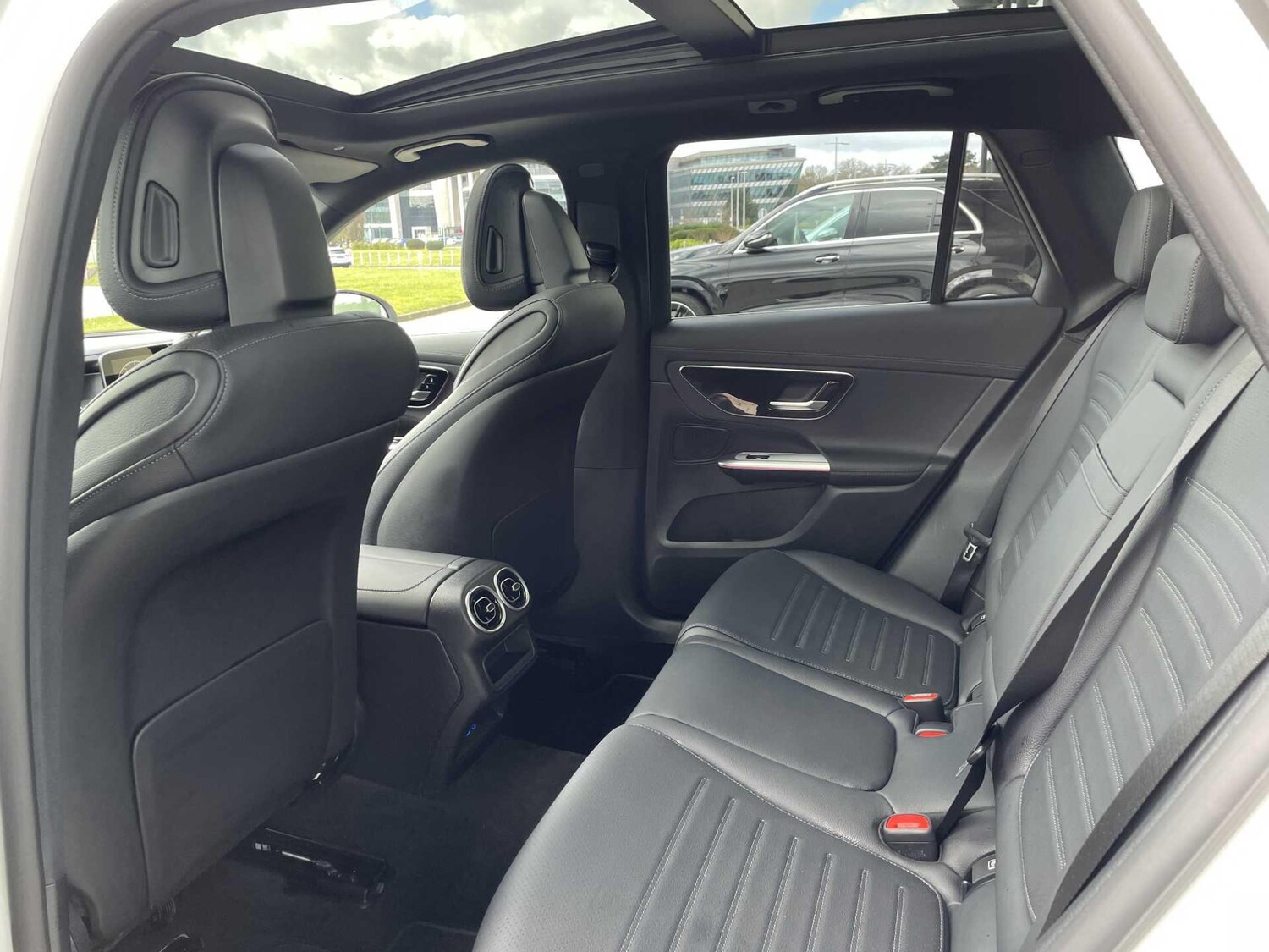 Used Mercedes-Benz GLC 2025 for sale - 78034053: Photo 32