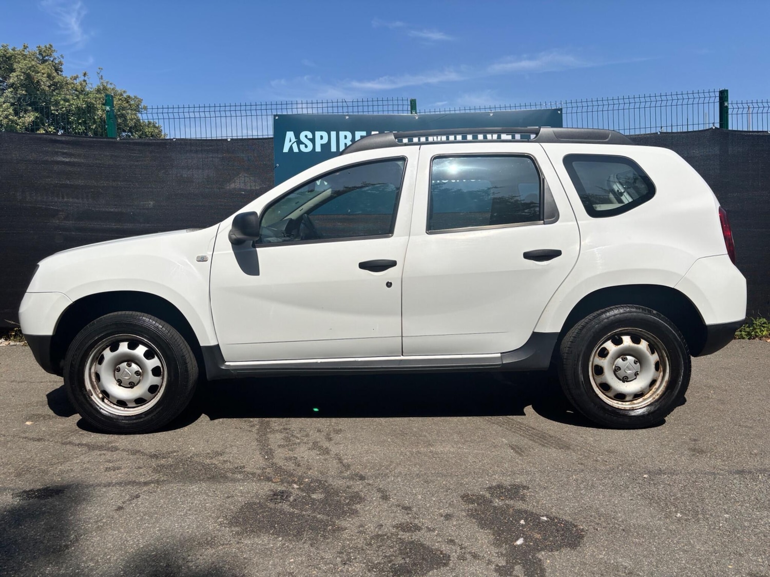 Used Dacia Duster 2014 for sale - 76381221: Photo 12