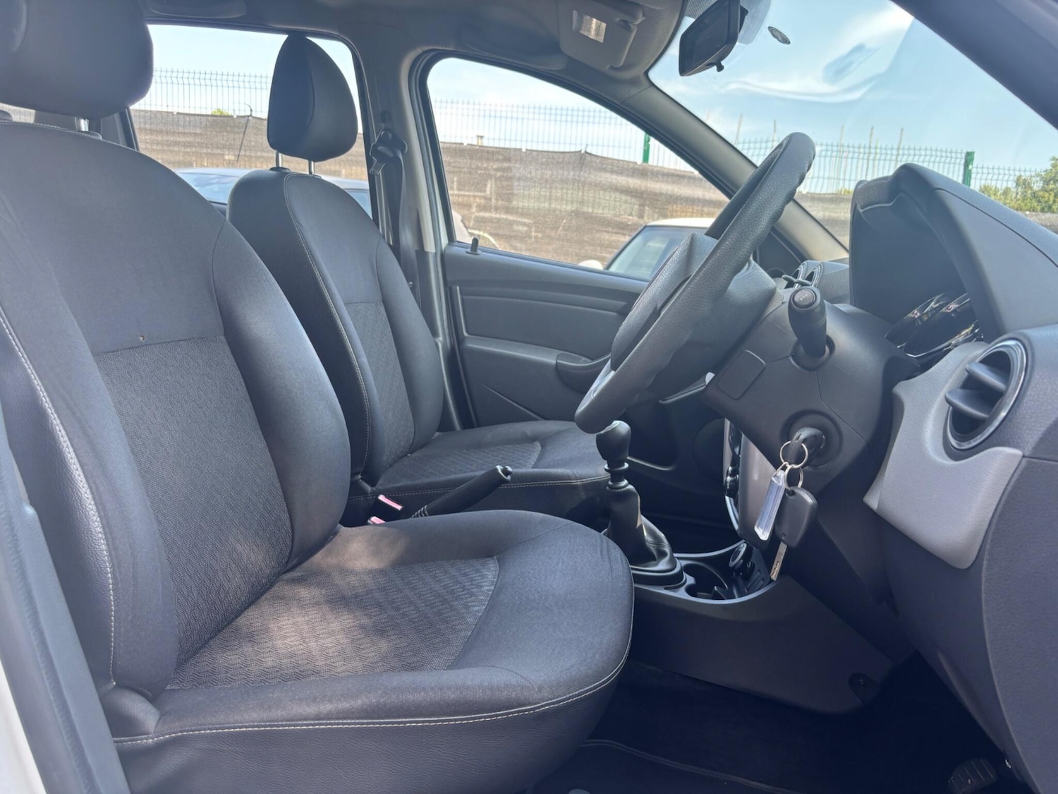 Used Dacia Duster 2014 for sale - 76381221: Photo 13