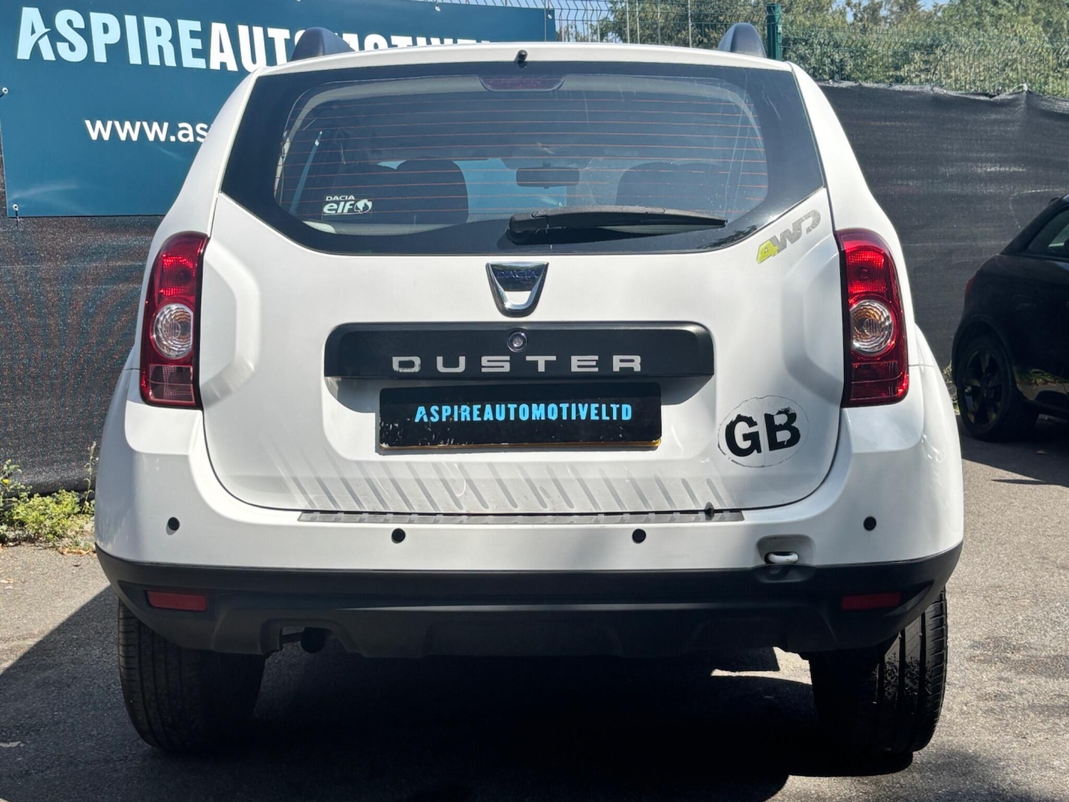 Used Dacia Duster 2014 for sale - 76381221: Photo 5