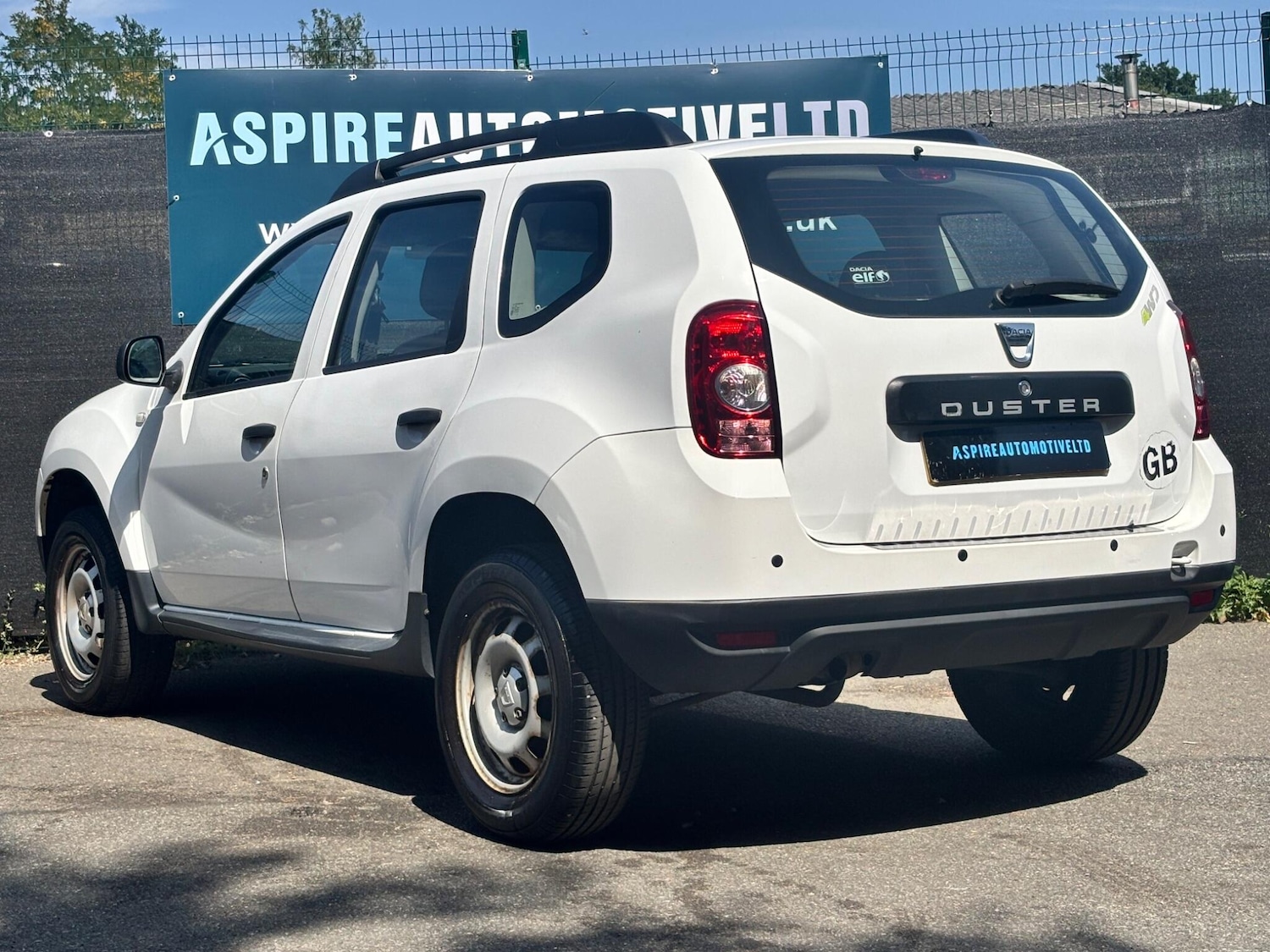 Used Dacia Duster 2014 for sale - 76381221: Photo 6