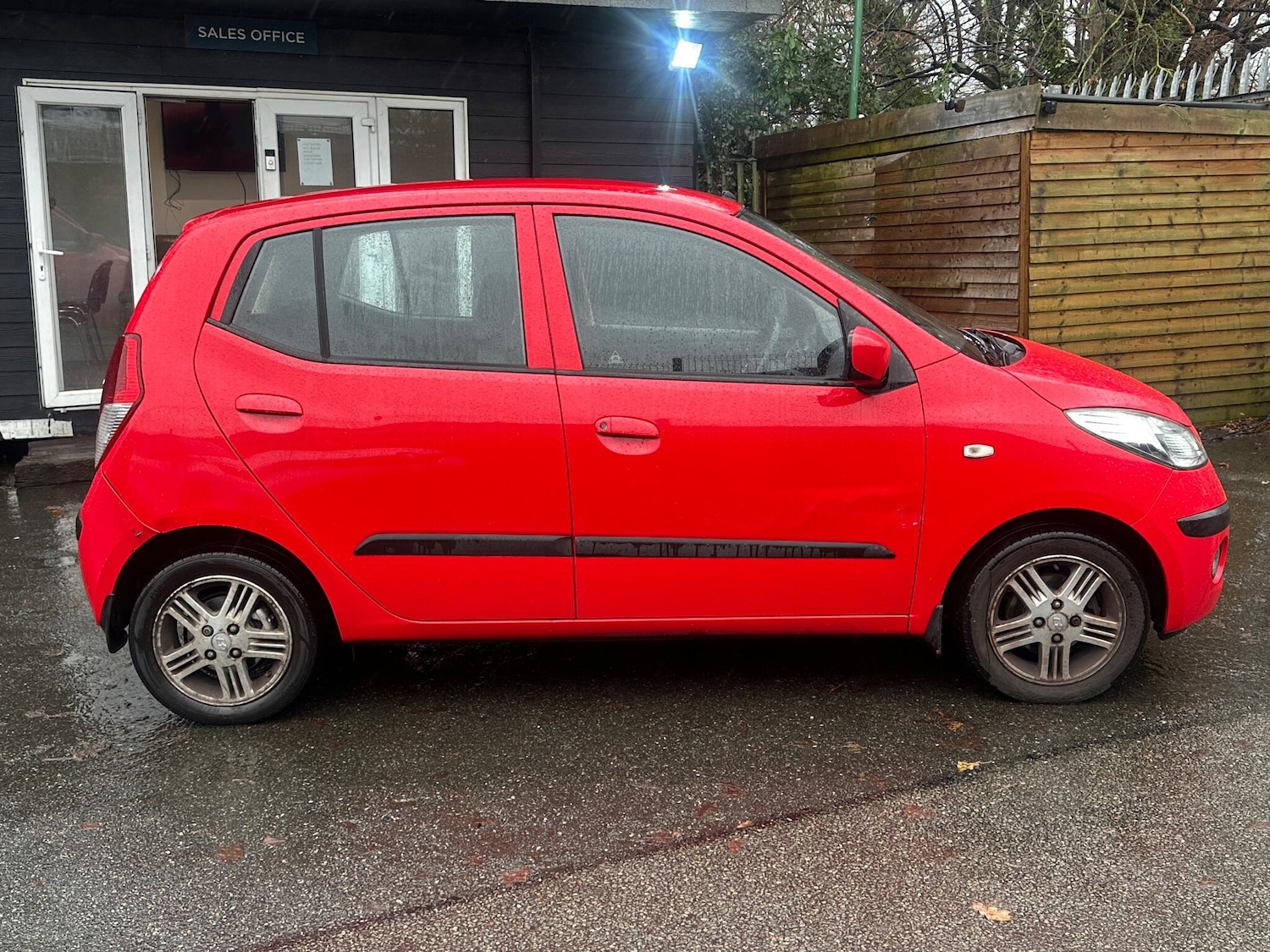Used Hyundai i10 2010 for sale - 77142945: Photo 6