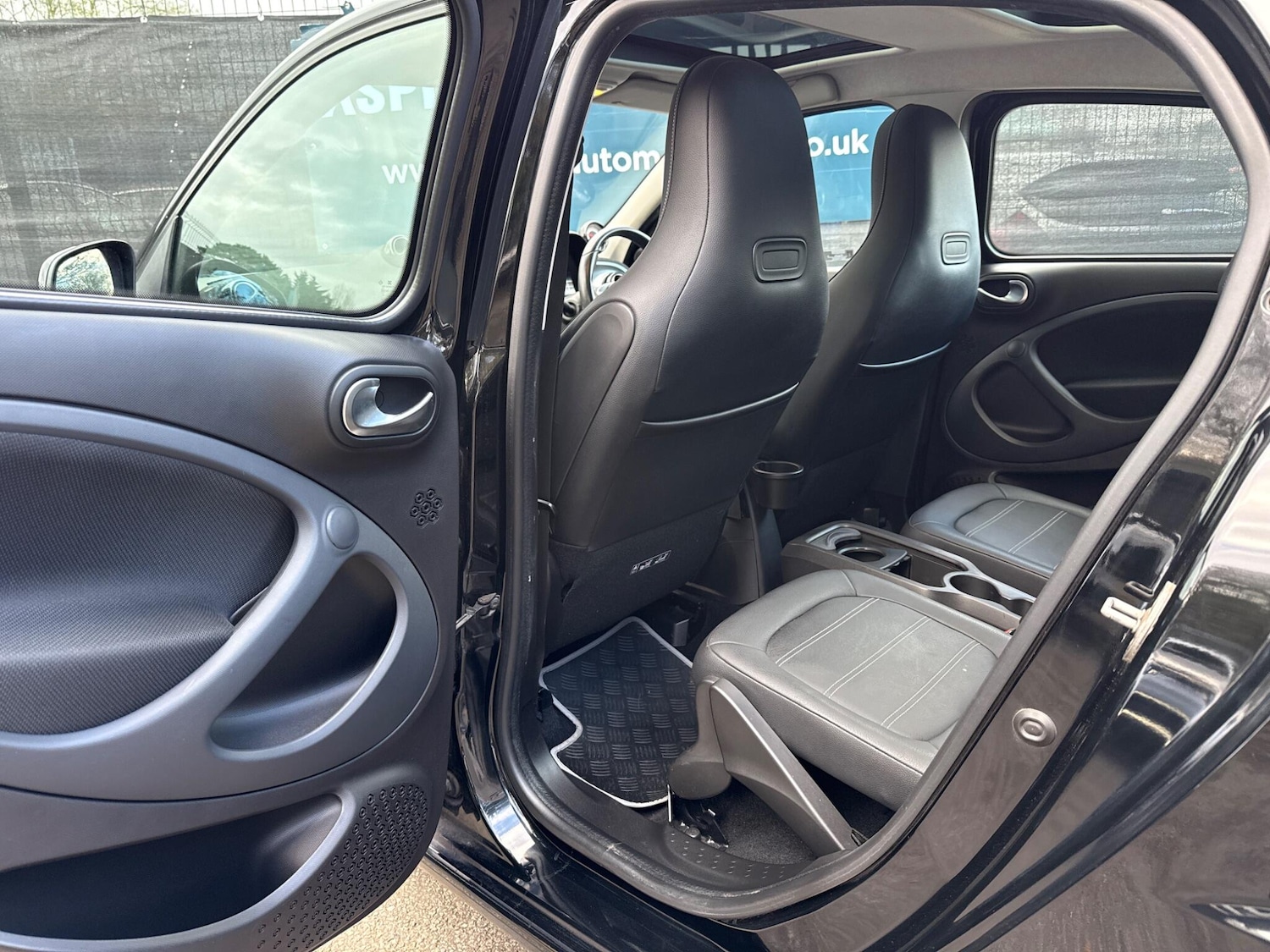 Used smart forfour 2017 for sale - 78073087: Photo 24