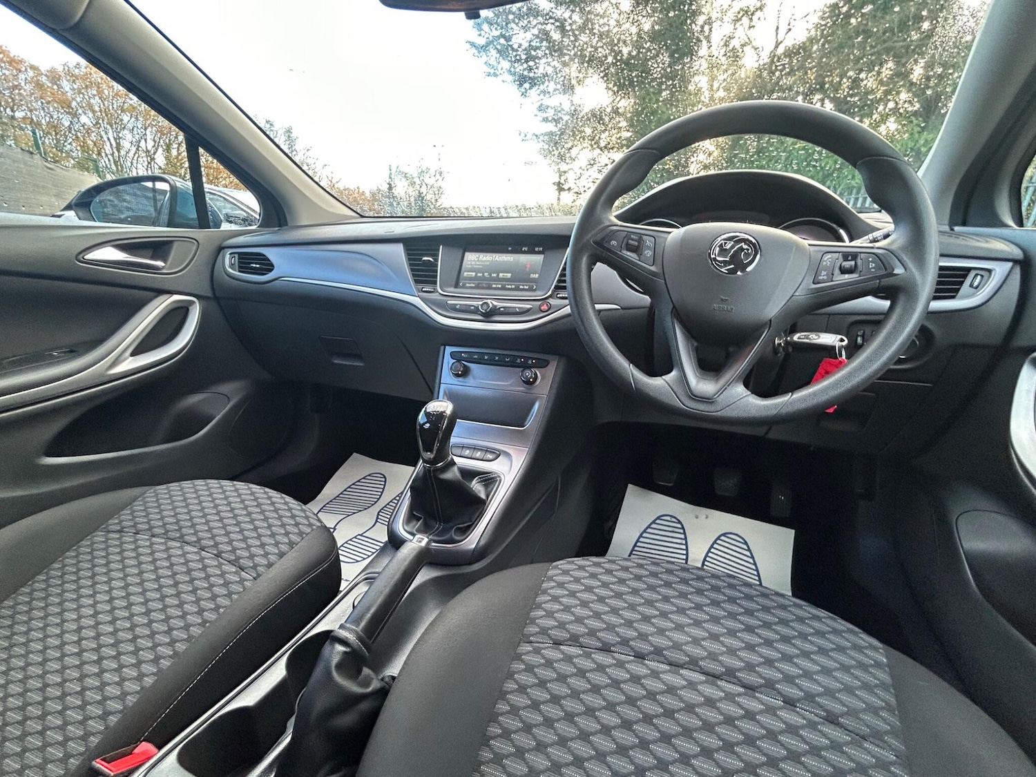 Used Vauxhall Astra 2017 for sale - 76765611: Photo 18