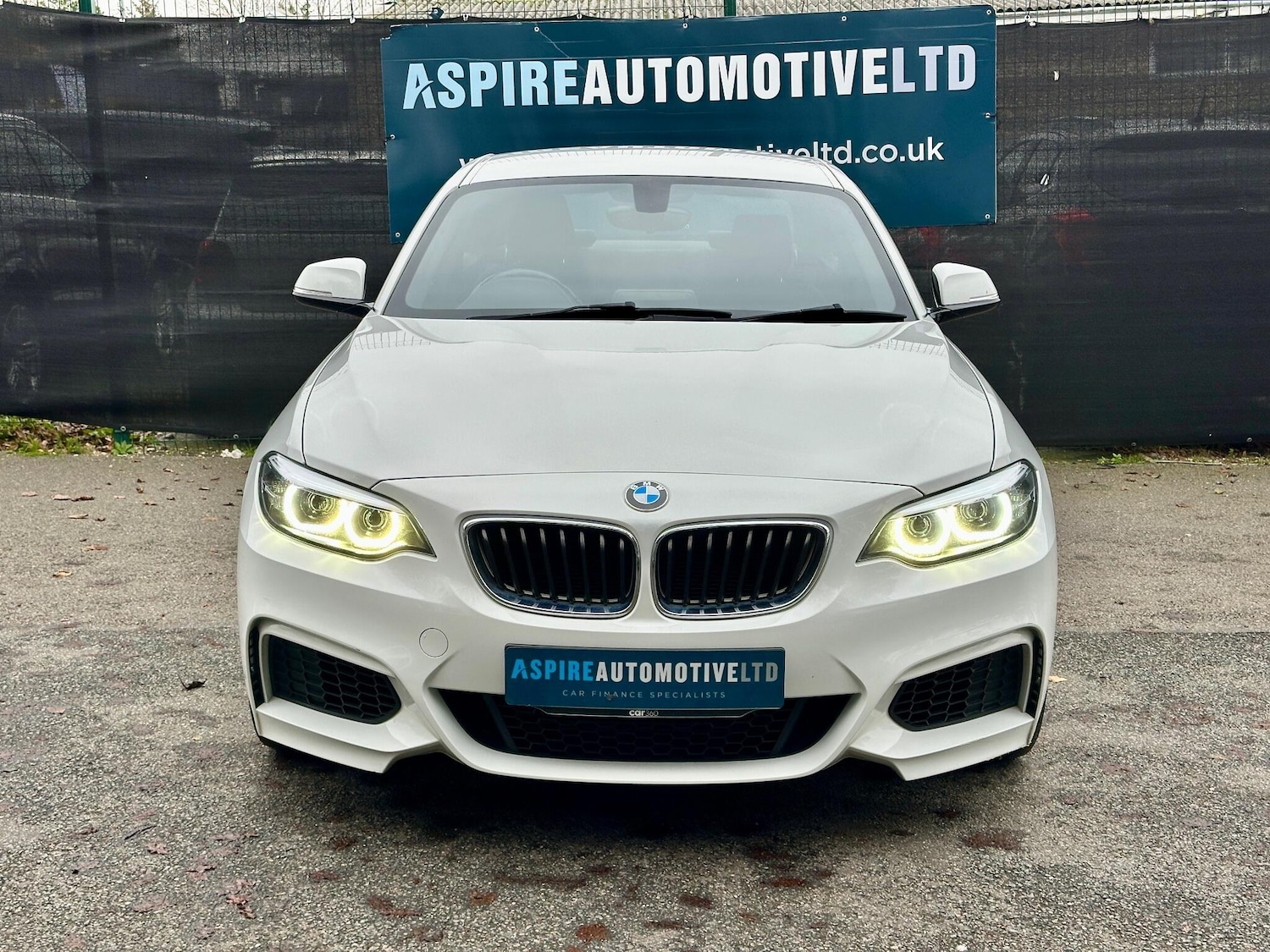 Used BMW 2 Series 2018 for sale - 77040669: Photo 2
