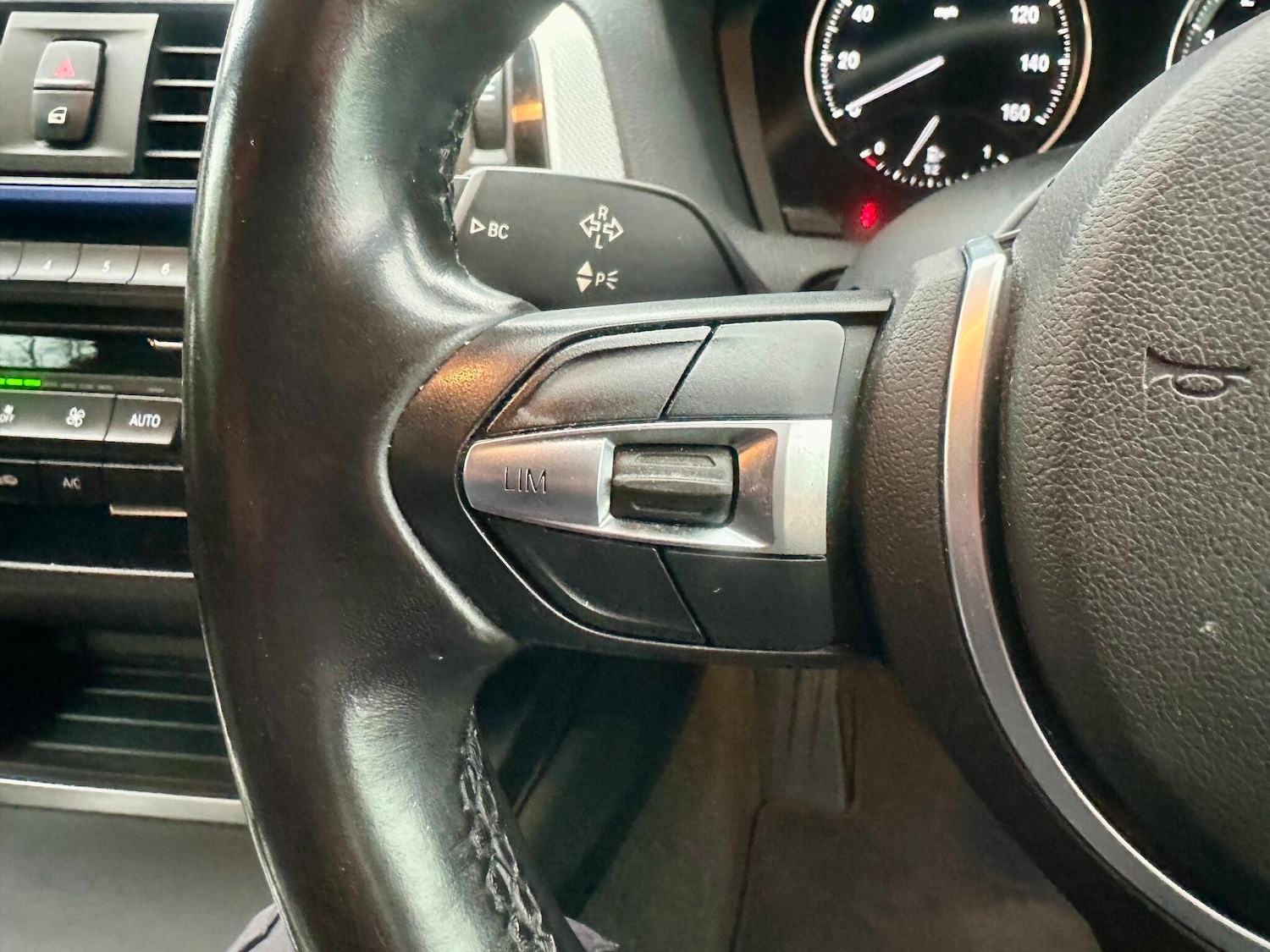 Used BMW 2 Series 2018 for sale - 77040669: Photo 33