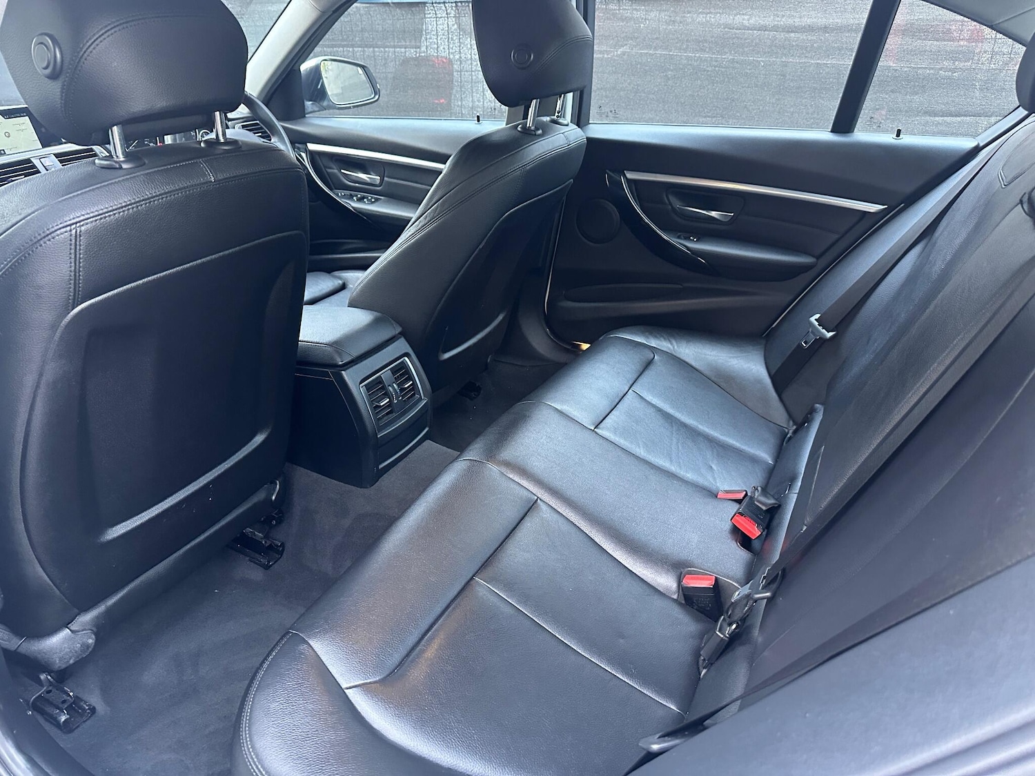 Used BMW 3 Series 2018 for sale - 77074119: Photo 19