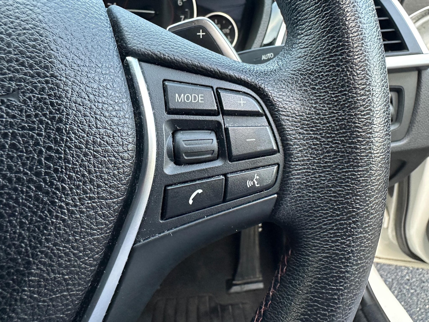 Used BMW 3 Series 2018 for sale - 77074119: Photo 26