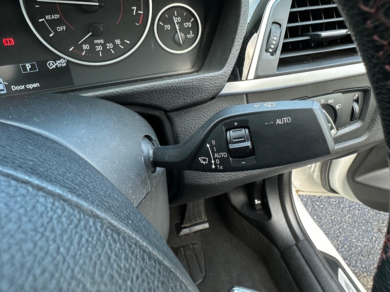 Used BMW 3 Series 2018 for sale - 77074119: Photo 30