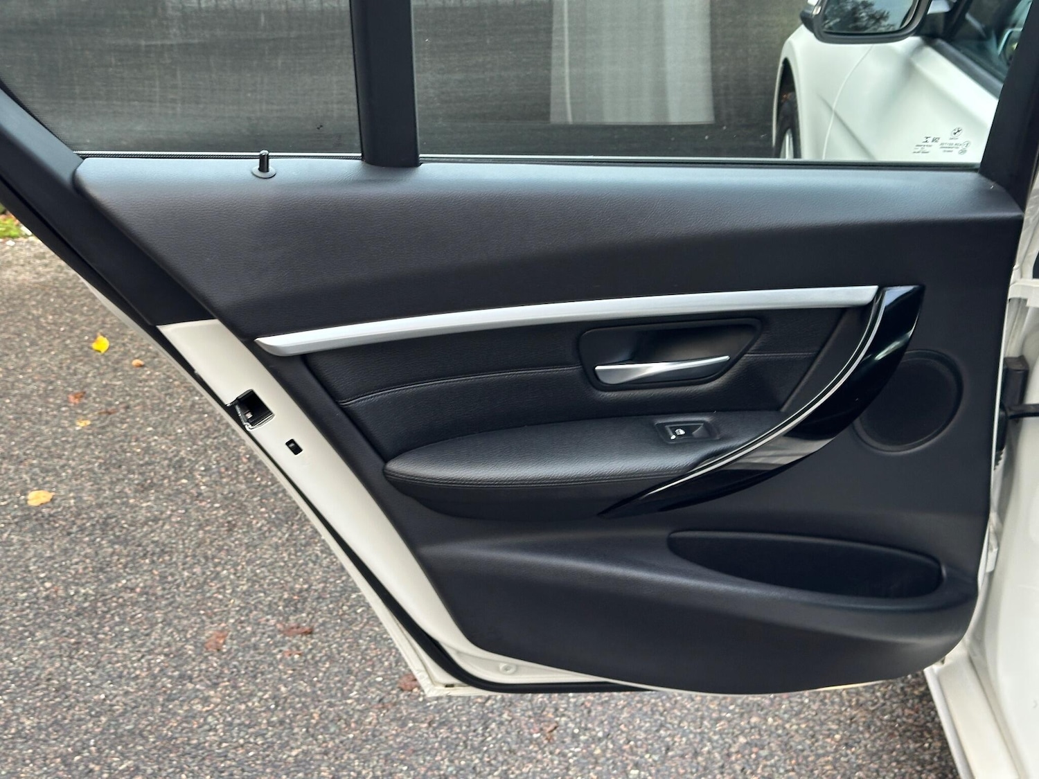 Used BMW 3 Series 2018 for sale - 77074119: Photo 34