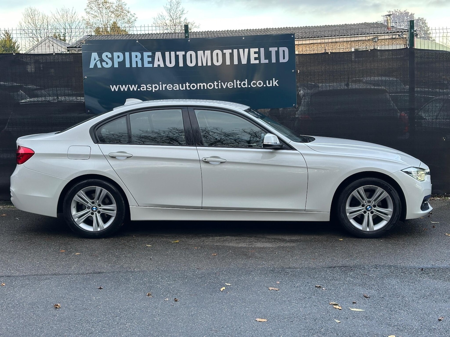 Used BMW 3 Series 2018 for sale - 77074119: Photo 9