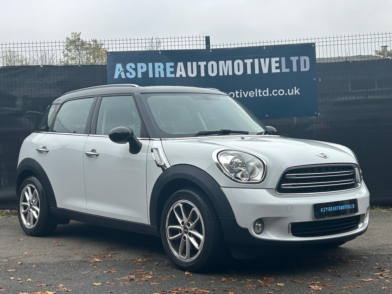 Used MINI Countryman 2017 for sale - 76620267: Photo 1