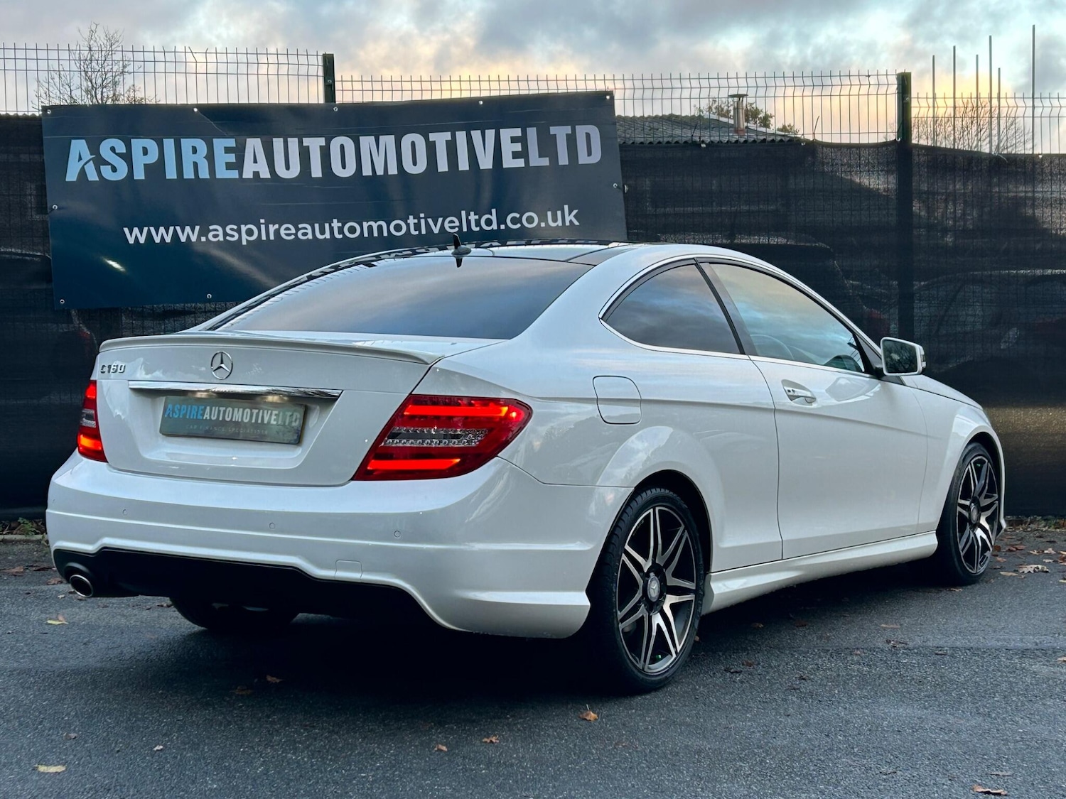 Used Mercedes-Benz C Class 2013 for sale - 76619696: Photo 6