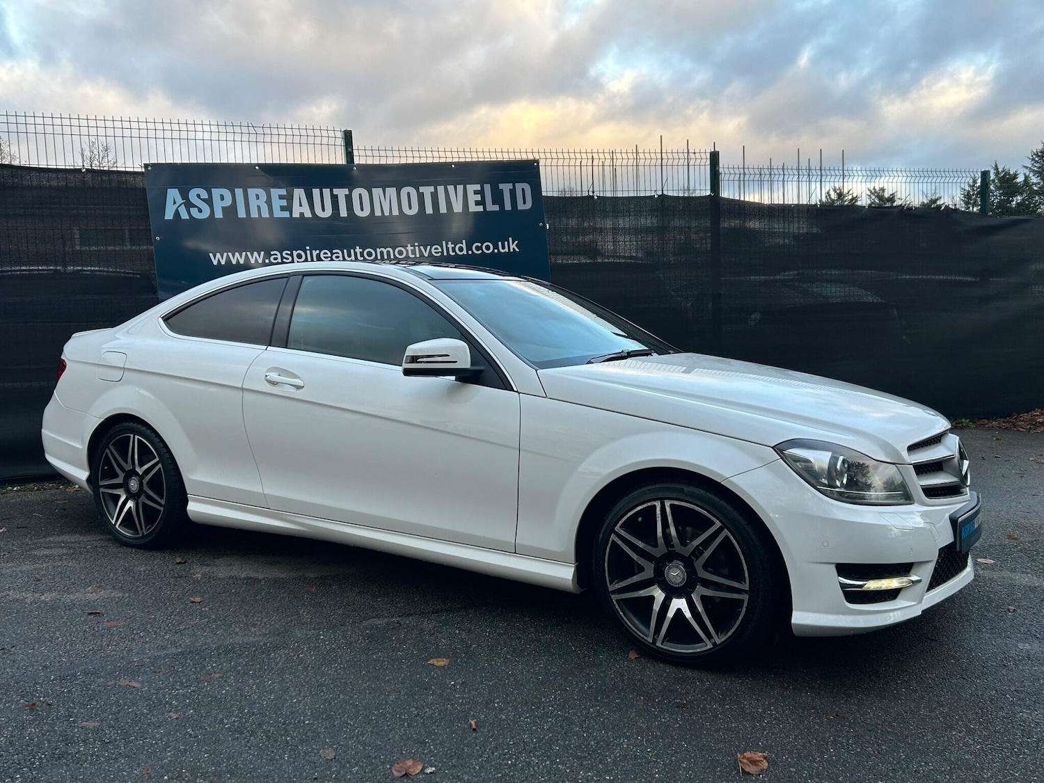 Used Mercedes-Benz C Class 2013 for sale - 76619696: Photo 7