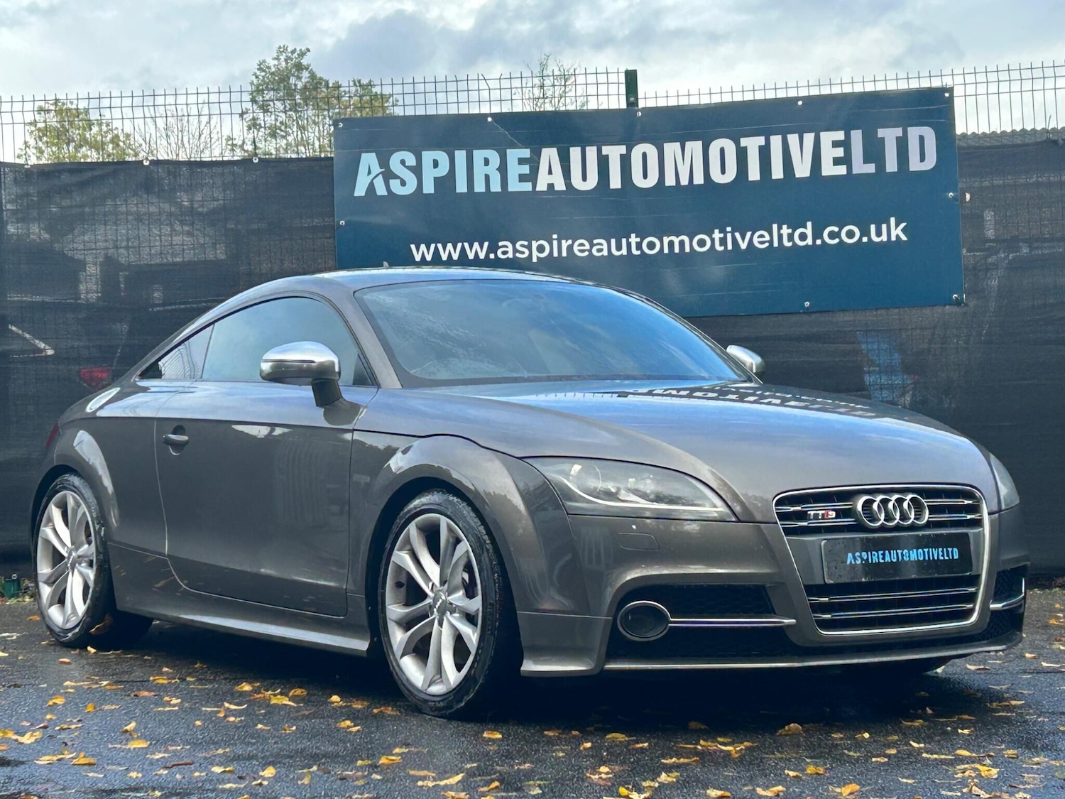 Used Audi TT 2011 for sale - 76702231: Photo 1