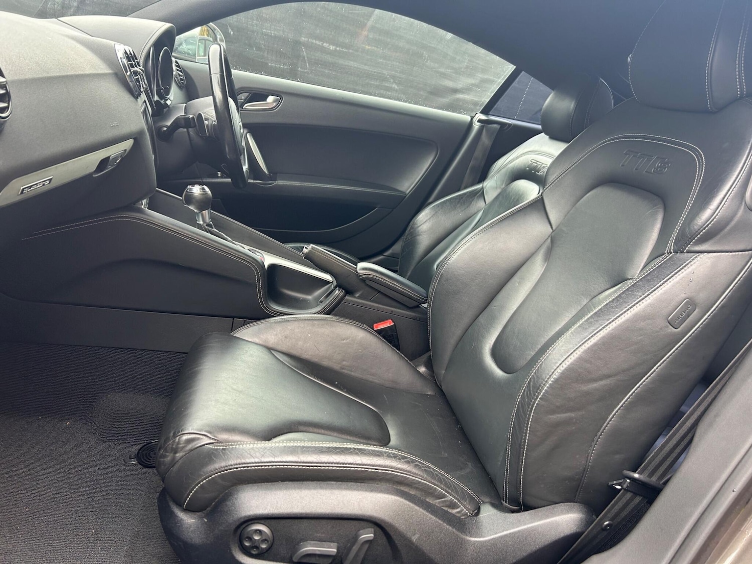 Used Audi TT 2011 for sale - 76702231: Photo 13