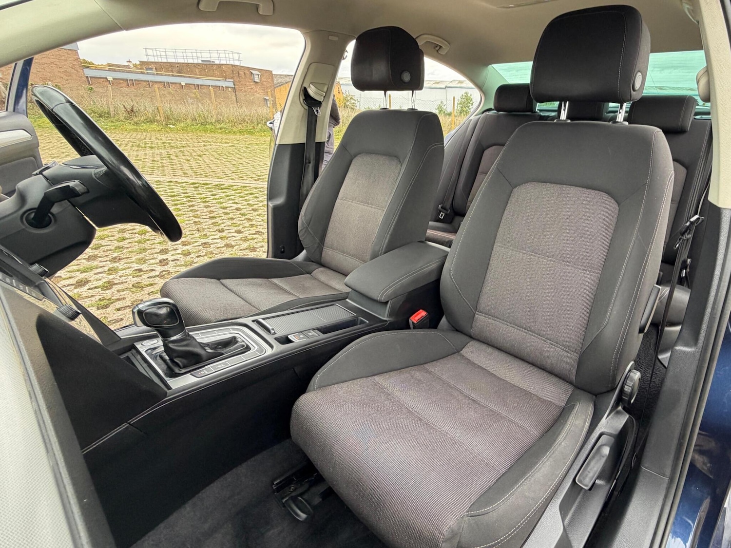 Used Volkswagen Passat 2016 for sale - 76433151: Photo 25