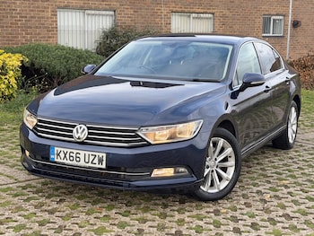 Used Volkswagen Passat 2016 for sale - 76433151: Photo