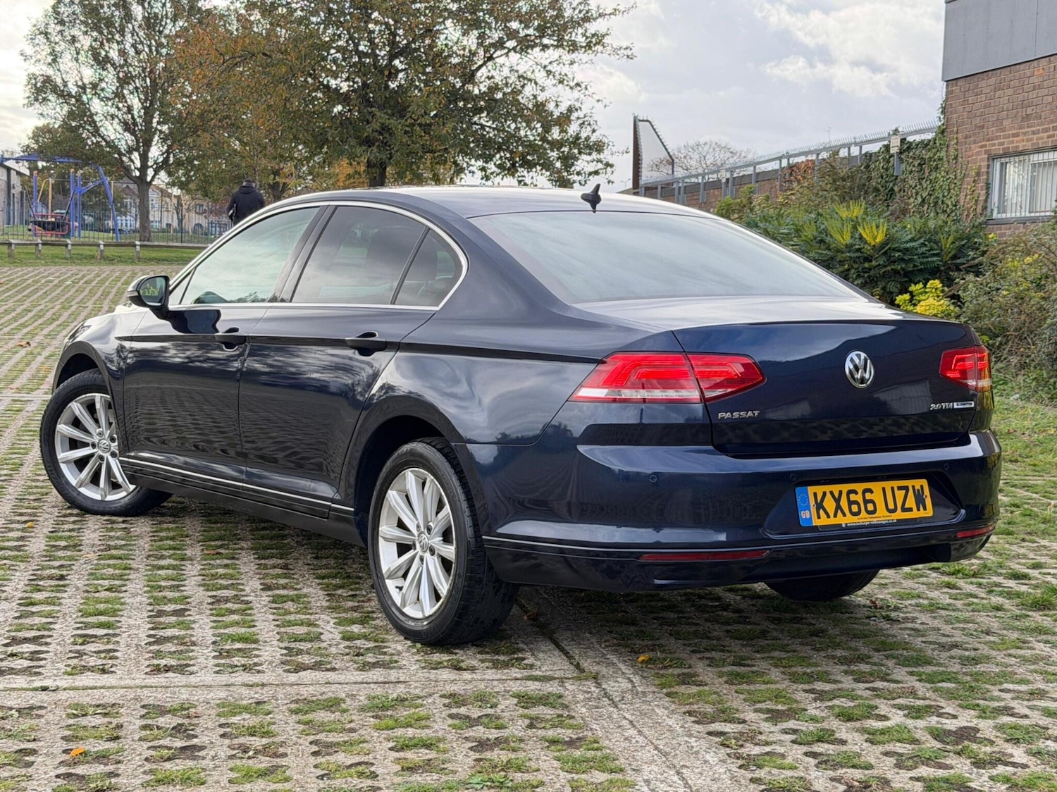 Used Volkswagen Passat 2016 for sale - 76433151: Photo 4