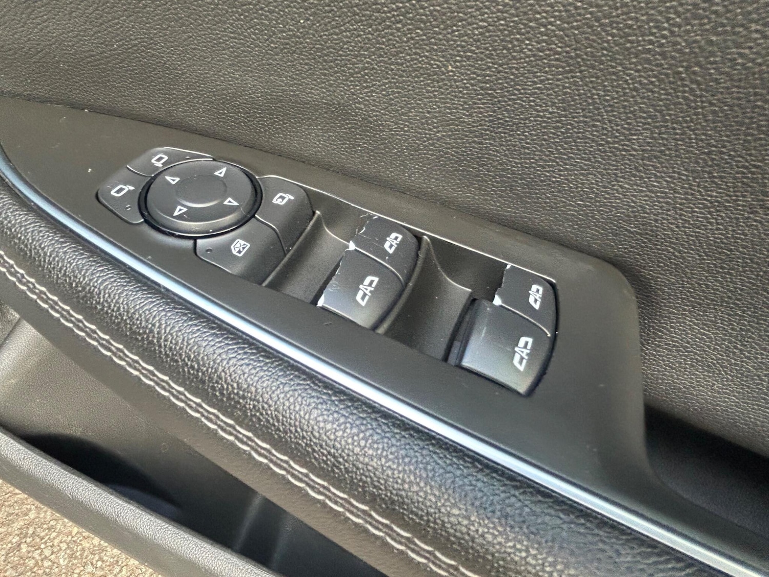 Used Vauxhall Insignia 2019 for sale - 77215390: Photo 33