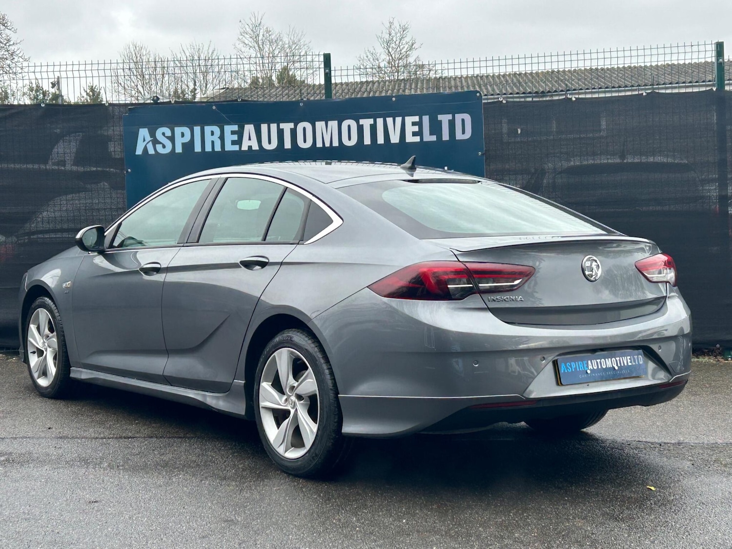 Used Vauxhall Insignia 2019 for sale - 77215390: Photo 4