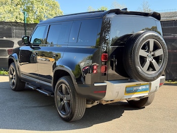 Used Land Rover Defender 110 2021 for sale - 78275767: Photo
