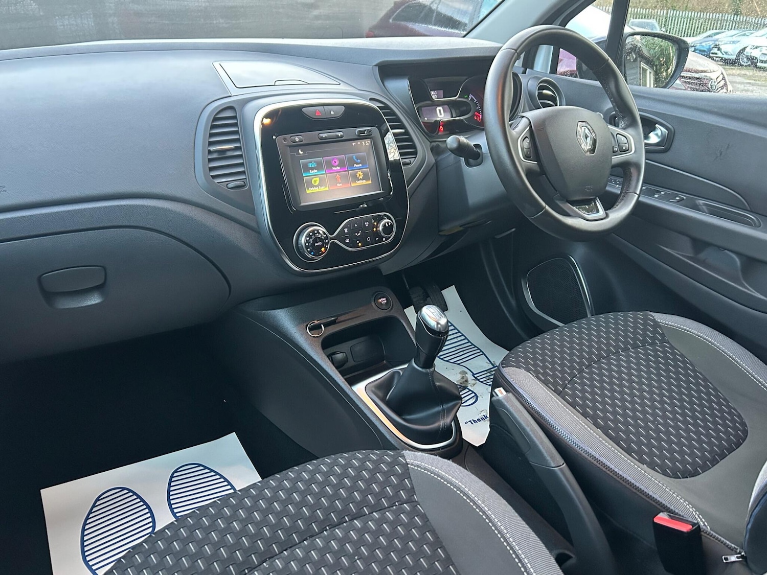 Used Renault Captur 2018 for sale - 76991847: Photo 12