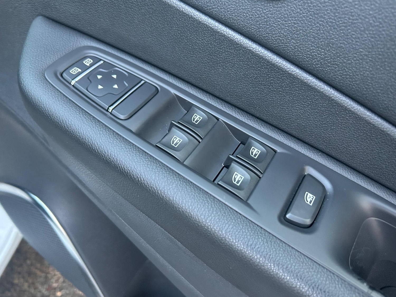 Used Renault Captur 2018 for sale - 76991847: Photo 19