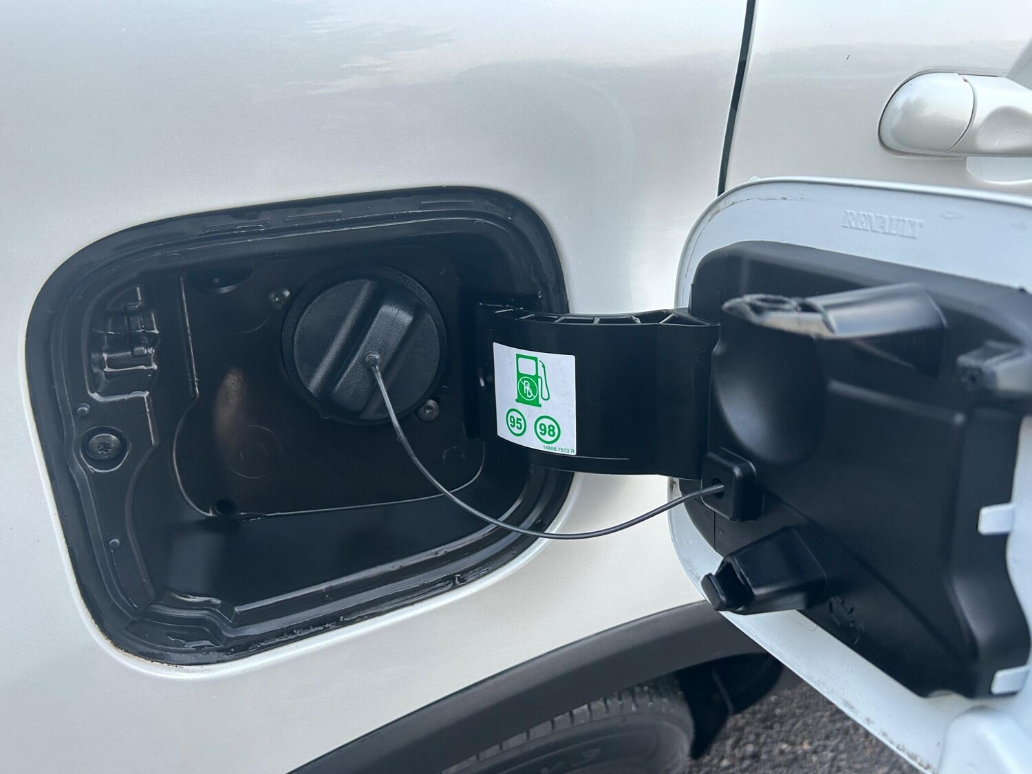 Used Renault Captur 2018 for sale - 76991847: Photo 22