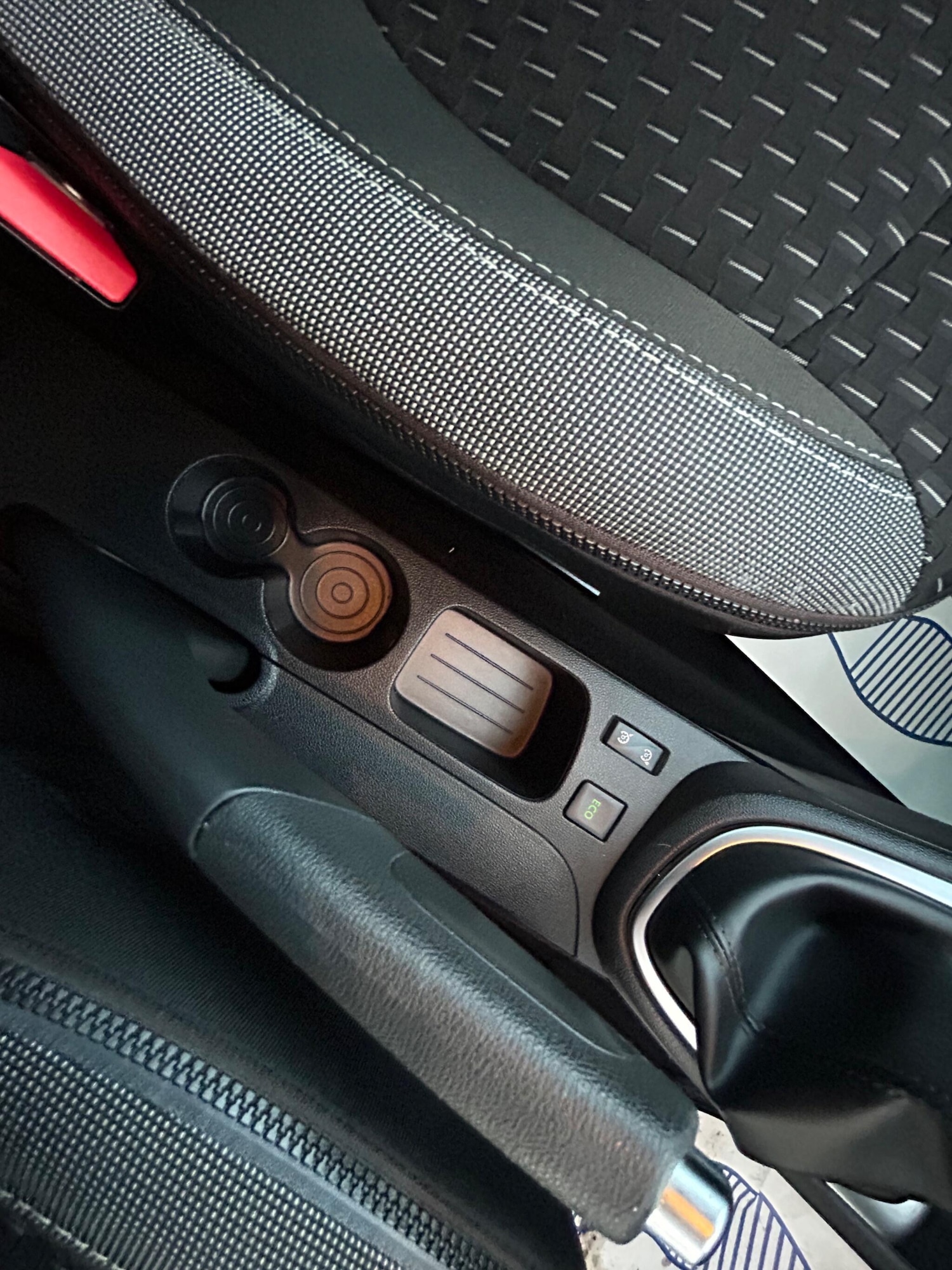 Used Renault Captur 2018 for sale - 76991847: Photo 39