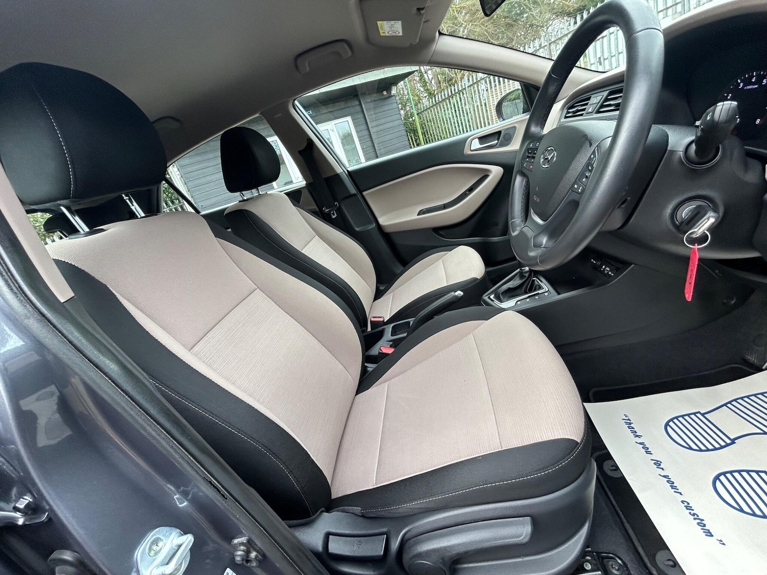 Used Hyundai i20 2015 for sale - 77455373: Photo 11