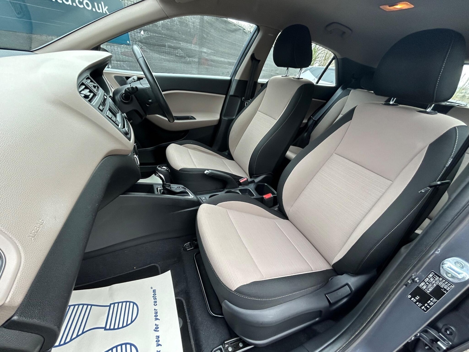 Used Hyundai i20 2015 for sale - 77455373: Photo 13