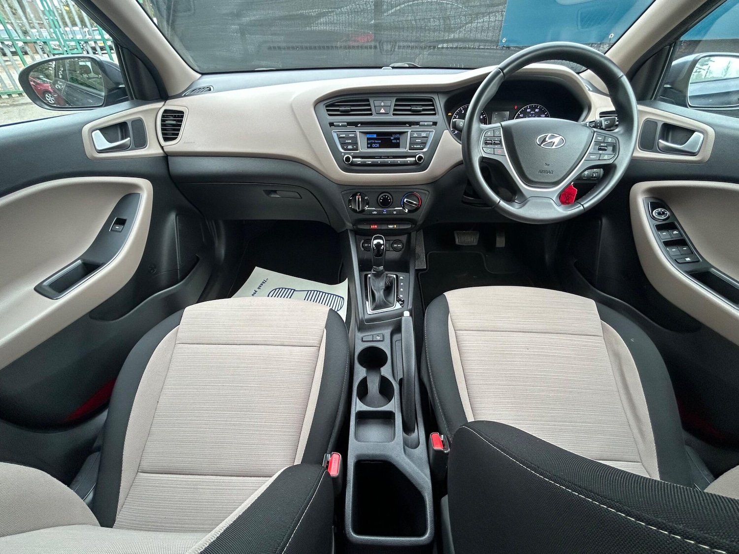 Used Hyundai i20 2015 for sale - 77455373: Photo 15