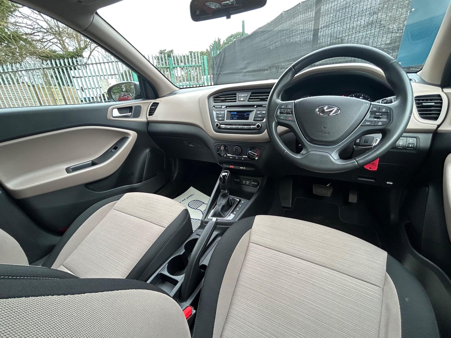 Used Hyundai i20 2015 for sale - 77455373: Photo 16